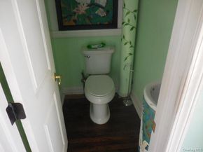 42 Handsome Avenue, Sayville NY 11782