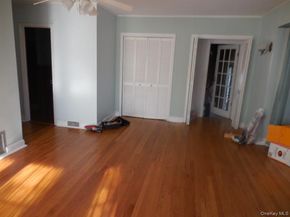 42 Handsome Avenue, Sayville NY 11782