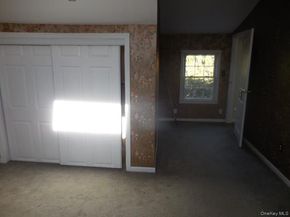 42 Handsome Avenue, Sayville NY 11782