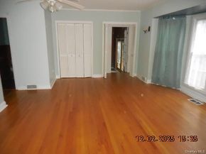 42 Handsome Avenue, Sayville NY 11782