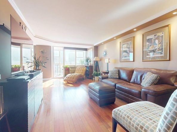 118-17 Union Turnpike 5H, Forest Hills NY 11375