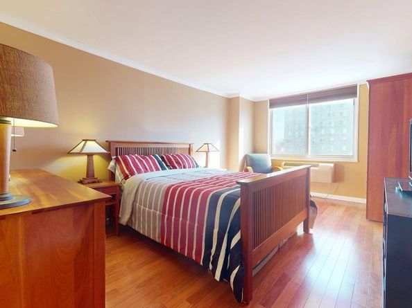 118-17 Union Turnpike 5H, Forest Hills NY 11375