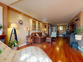 118-17 Union Turnpike 5H, Forest Hills NY 11375