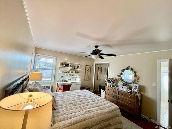 182 Lexington Avenue, Franklin Square NY 11010