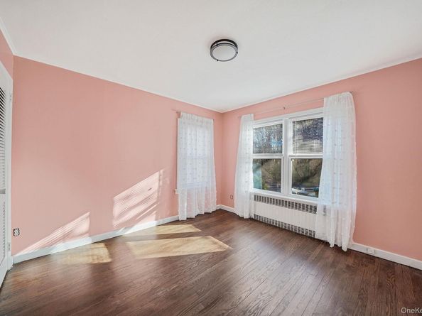 91 Tower Street, Sayville NY 11782