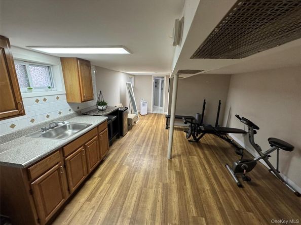 7817 64th Street, Glendale NY 11385