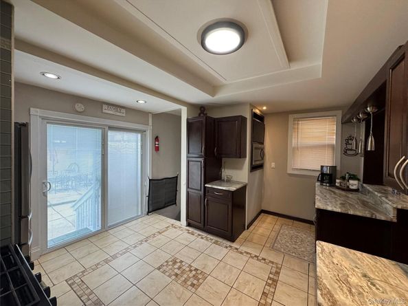 7817 64th Street, Glendale NY 11385