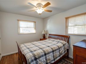 5 Fiore Court, Saint James NY 11780