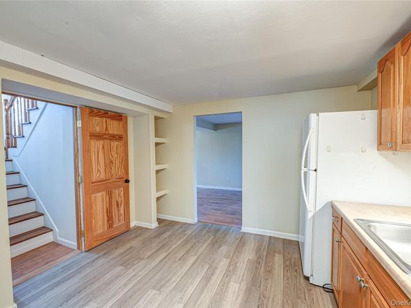 5 Fiore Court, Saint James NY 11780