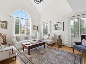 87 Gould Street, East Hampton NY 11937