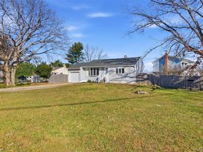 7 Chapel Hill Drive, Brentwood NY 11717