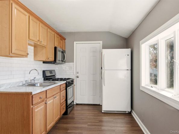 7 Chapel Hill Drive, Brentwood NY 11717