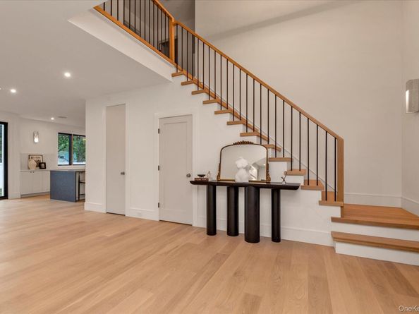 1497 Carroll Street, Wantagh NY 11793