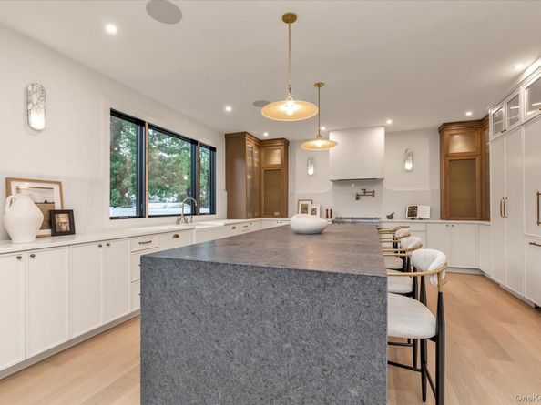 1497 Carroll Street, Wantagh NY 11793