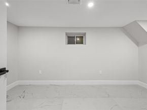 16843 118th Road, Jamaica NY 11434