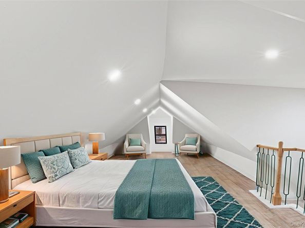 16843 118th Road, Jamaica NY 11434