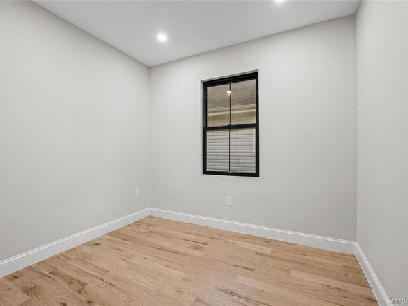 16843 118th Road, Jamaica NY 11434