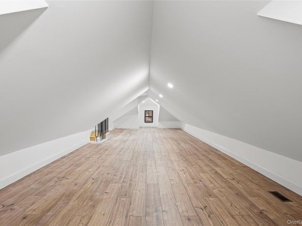 16843 118th Road, Jamaica NY 11434