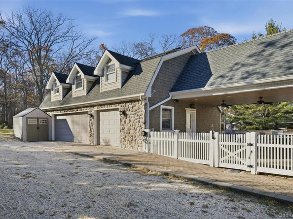 33A Newtown Road, Hampton Bays NY 11946