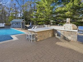33A Newtown Road, Hampton Bays NY 11946
