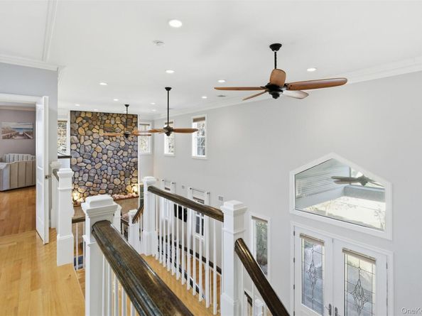 33A Newtown Road, Hampton Bays NY 11946