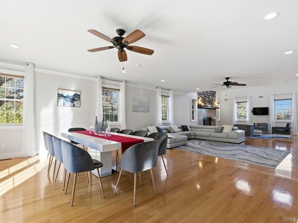 33A Newtown Road, Hampton Bays NY 11946