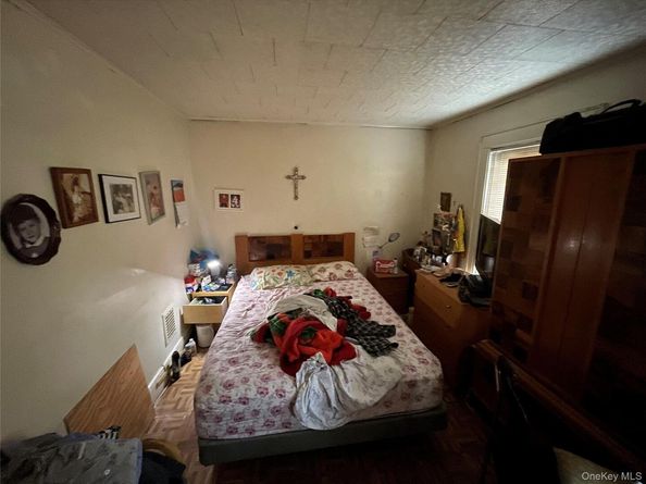 10620 109th Avenue, Ozone Park NY 11417