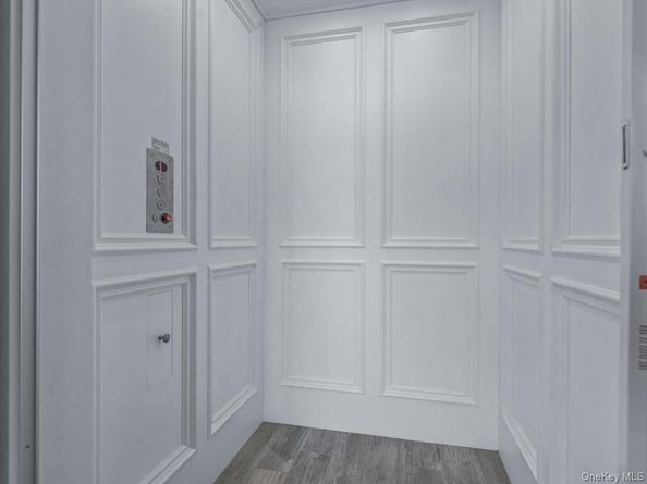 29 Center Drive, Douglaston NY 11363