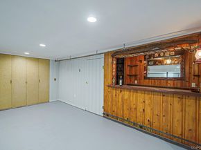 827 Aberdeen Road, Bay Shore NY 11706