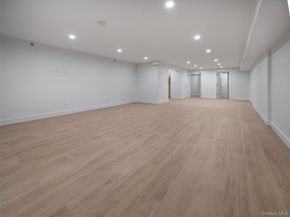 2131 Shore Boulevard 1C, Astoria NY 11105