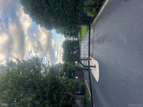 125 Larsen Drive 1, Amityville NY 11701