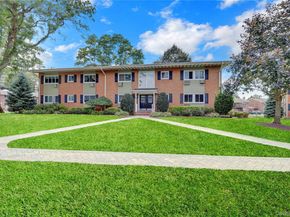742 Deer Park Avenue 8B, North Babylon NY 11703