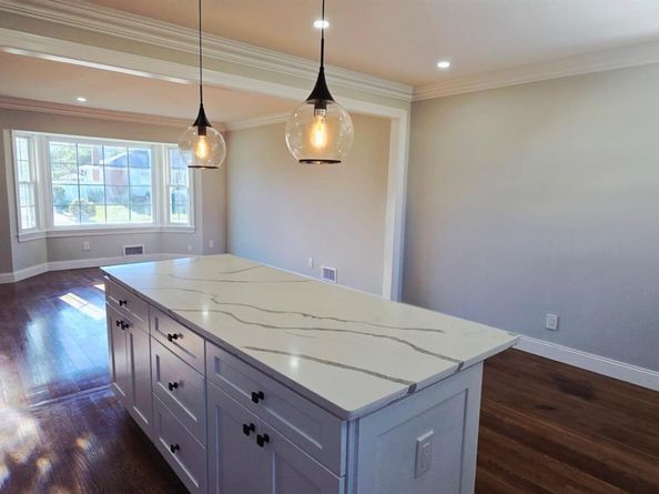 125 Burlington Avenue, Deer Park NY 11729