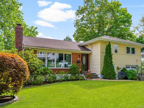 10 Monrovia Boulevard, Tuckahoe NY 10707