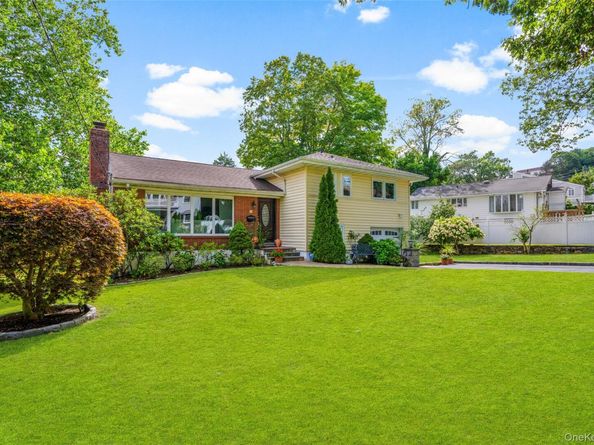 10 Monrovia Boulevard, Tuckahoe NY 10707