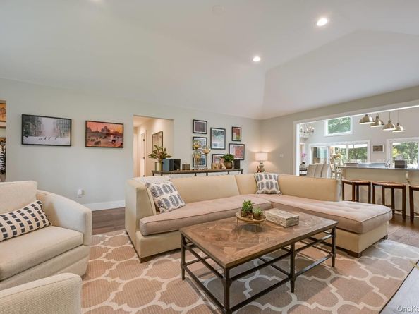 24 Shadyrest Drive, Sag Harbor NY 11963