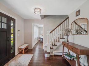 26 View Road, Setauket NY 11733