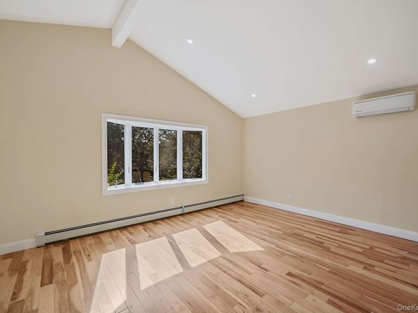 64 Chestnut Street, Coram NY 11727