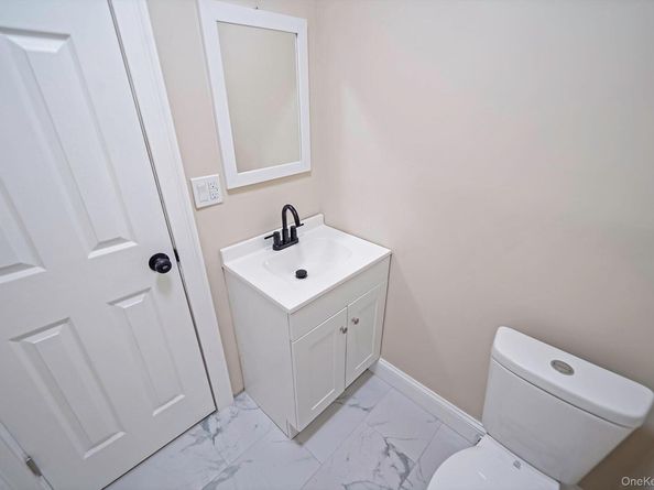 64 Chestnut Street, Coram NY 11727