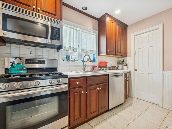 537 Madison Avenue, West Hempstead NY 11552