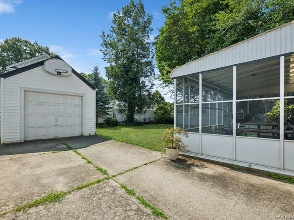 537 Madison Avenue, West Hempstead NY 11552
