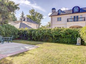 160-32 11th Avenue, Beechhurst NY 11357