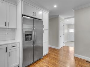 1 Spencer Way, Kings Park NY 11754