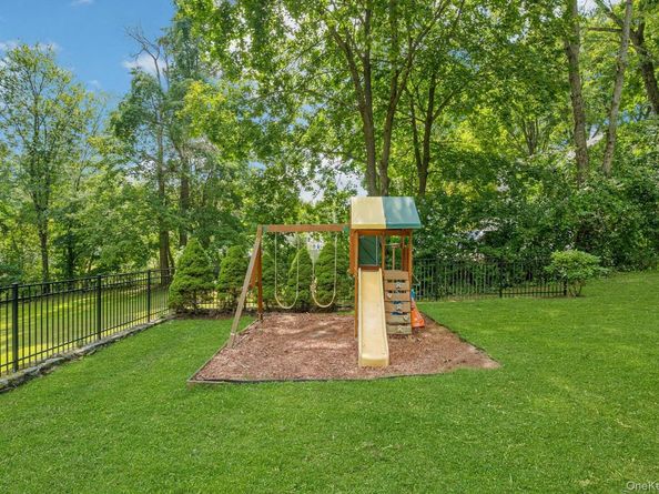 2A Knollwood Drive, Ossining NY 10562