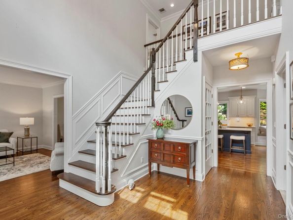 4 Dreamworks Court, Northport NY 11768