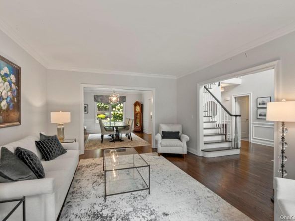 4 Dreamworks Court, Northport NY 11768