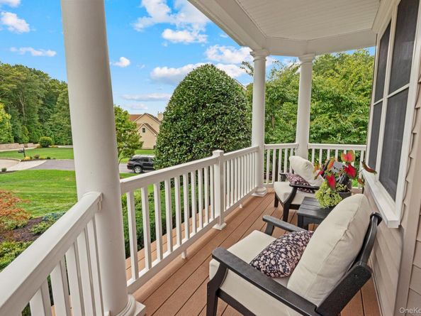 4 Dreamworks Court, Northport NY 11768