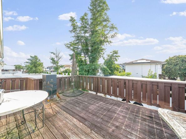 1 Ozone Place, Massapequa NY 11758