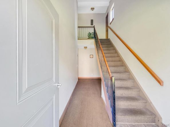 63 Richmond Boulevard 4B, Ronkonkoma NY 11779