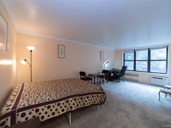 1275 E 51st Street